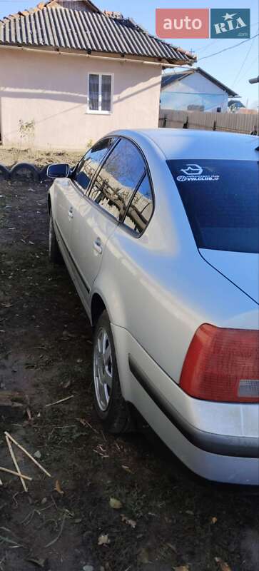 Седан Volkswagen Passat 2000 в Заболотові