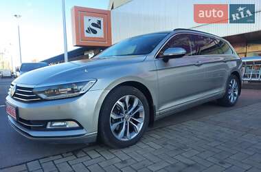 Універсал Volkswagen Passat 2016 в Луцьку