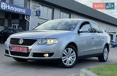 Седан Volkswagen Passat 2006 в Сарнах