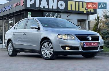 Седан Volkswagen Passat 2006 в Сарнах