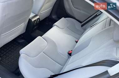 Седан Volkswagen Passat 2006 в Сарнах