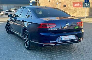 Седан Volkswagen Passat 2018 в Одесі