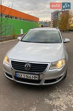 Универсал Volkswagen Passat 2010 в Ровно