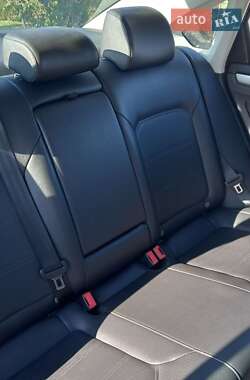 Седан Volkswagen Passat 2014 в 