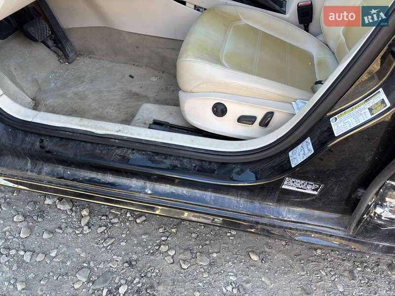 Седан Volkswagen Passat 2013 в Стрые