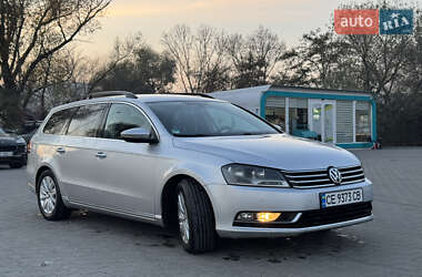 Універсал Volkswagen Passat 2011 в Чернівцях