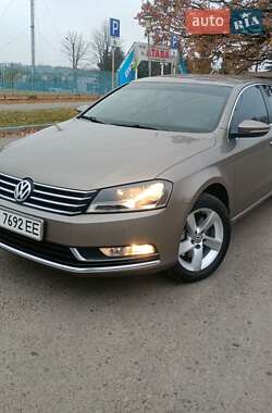 Седан Volkswagen Passat 2011 в Полтаві