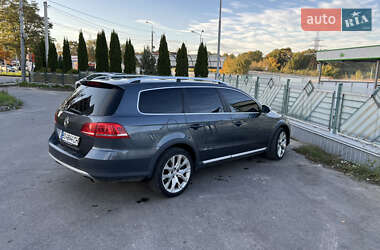 Універсал Volkswagen Passat 2012 в Бродах