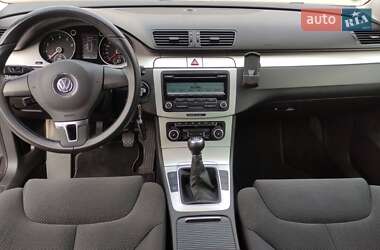 Универсал Volkswagen Passat 2010 в Тернополе