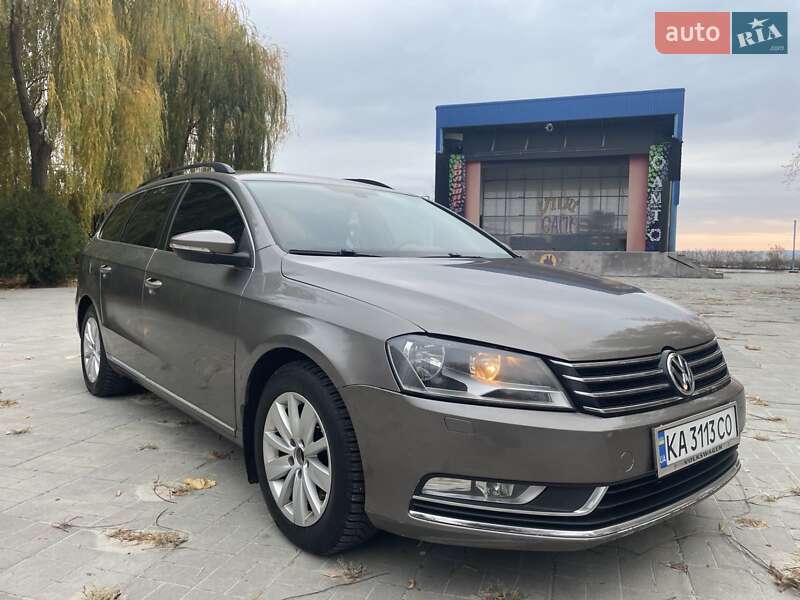 Универсал Volkswagen Passat 2011 в Николаеве