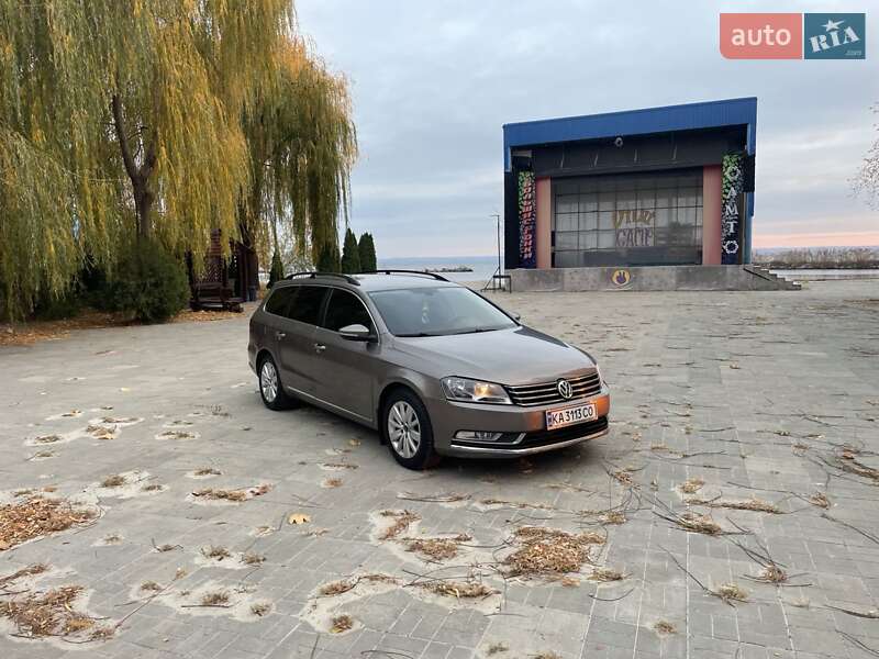 Универсал Volkswagen Passat 2011 в Николаеве