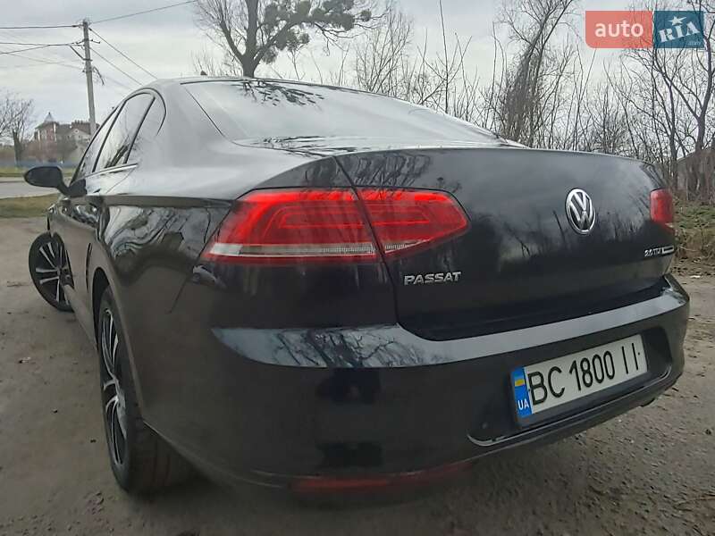 Седан Volkswagen Passat 2016 в Шептицькому