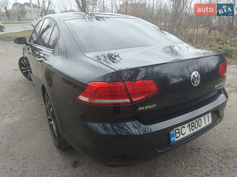 Седан Volkswagen Passat 2016 в Шептицькому