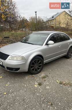 Седан Volkswagen Passat 2005 в Києві