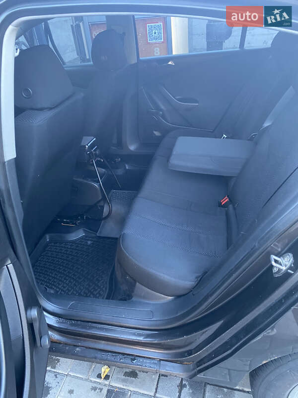 Седан Volkswagen Passat 2007 в Городку фото 15 Седан Volkswagen Passat 2007 в Городку