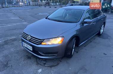 Седан Volkswagen Passat 2012 в Виннице