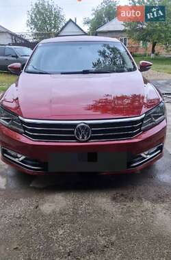 Седан Volkswagen Passat 2016 в Львове