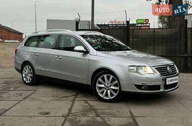 Универсал Volkswagen Passat 2008 в Киеве