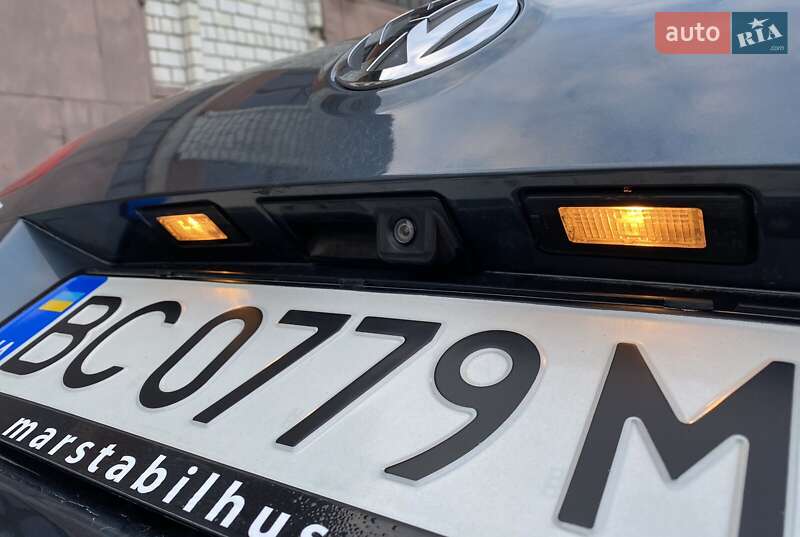 Универсал Volkswagen Passat 2009 в Дрогобыче