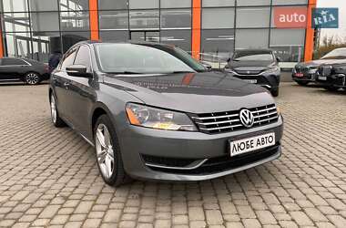 Седан Volkswagen Passat 2014 в Львові