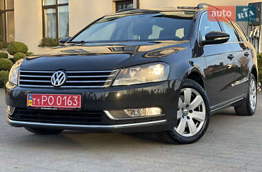 Универсал Volkswagen Passat 2012 в Стрые