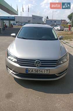 Седан Volkswagen Passat 2012 в Софіївській Борщагівці