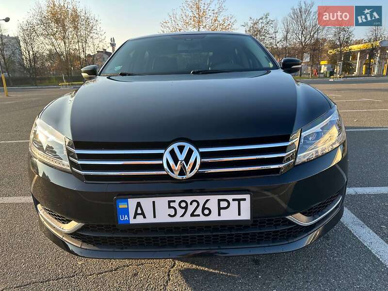 Седан Volkswagen Passat 2015 в Києві