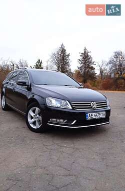 Универсал Volkswagen Passat 2012 в Днепре