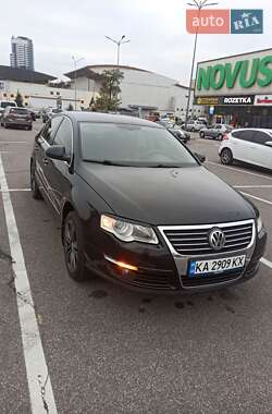 Седан Volkswagen Passat 2006 в Киеве