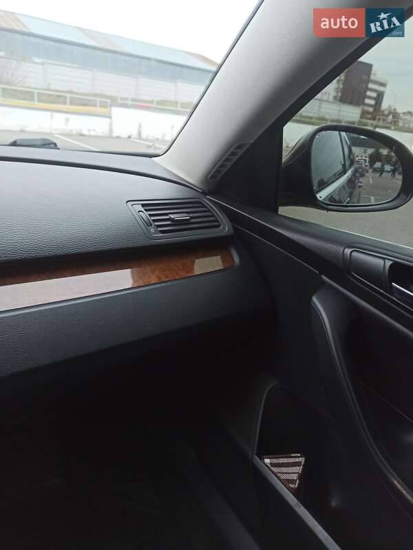 Седан Volkswagen Passat 2006 в Києві
