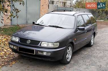 Універсал Volkswagen Passat 1996 в Лубнах