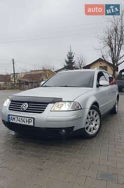 Універсал Volkswagen Passat 2001 в Житомирі