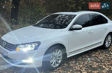 Седан Volkswagen Passat 2012 в 