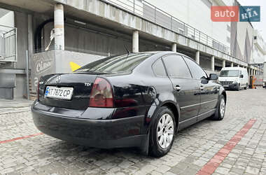 Седан Volkswagen Passat 2002 в 