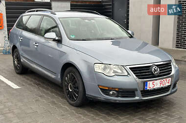 Універсал Volkswagen Passat 2009 в Старокостянтинові