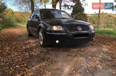 Седан Volkswagen Passat 2004 в Львові