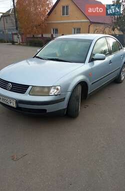 Седан Volkswagen Passat 1997 в Измаиле