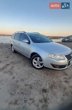 Универсал Volkswagen Passat 2008 в Украинке