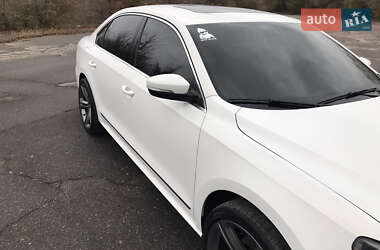 Седан Volkswagen Passat 2015 в Мироновке