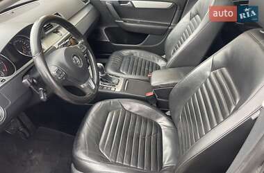 Универсал Volkswagen Passat 2011 в 