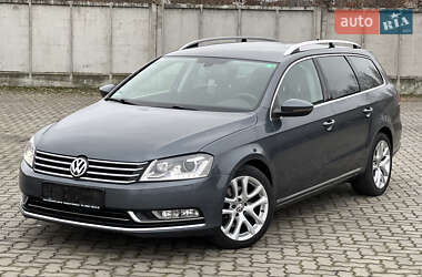 Универсал Volkswagen Passat 2011 в Сарнах