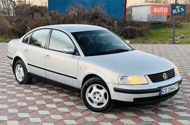 Седан Volkswagen Passat 2000 в Черновцах