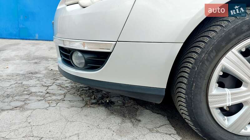 Универсал Volkswagen Passat 2005 в Светловодске