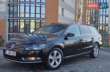 Універсал Volkswagen Passat 2011 в Івано-Франківську