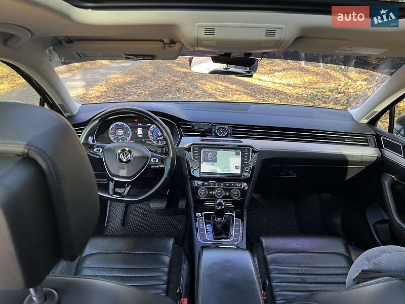 Універсал Volkswagen Passat 2015 в Вінниці
