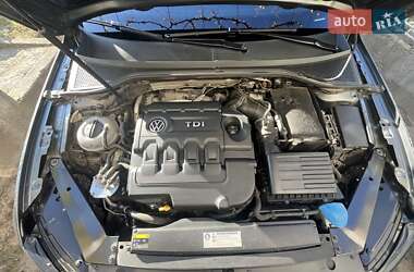 Универсал Volkswagen Passat 2015 в 