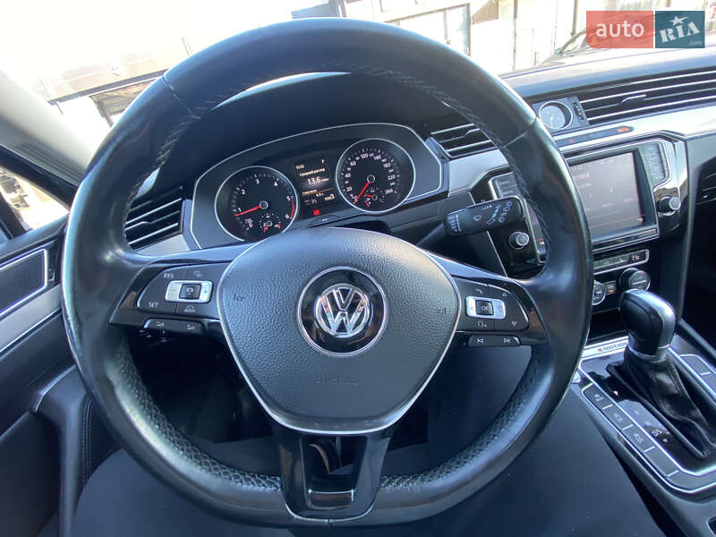 Универсал Volkswagen Passat 2015 в Шептицькому фото 2 Универсал Volkswagen Passat 2015 в Шептицькому