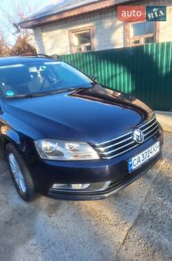 Універсал Volkswagen Passat 2011 в Черкасах