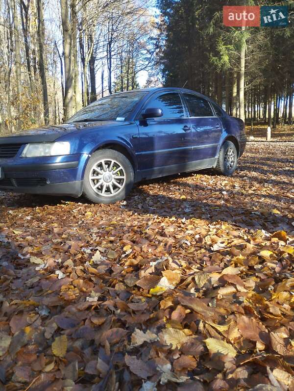 Седан Volkswagen Passat 2000 в Виннице