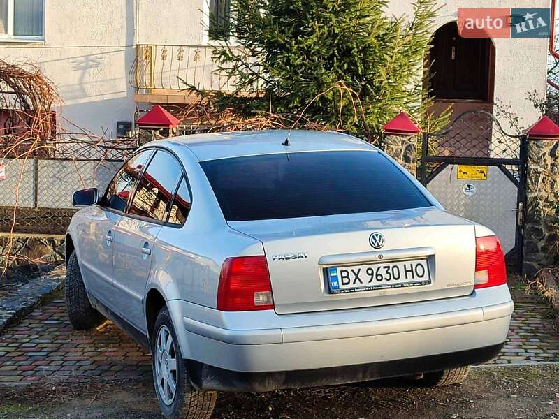 Седан Volkswagen Passat 2000 в Хмельницком